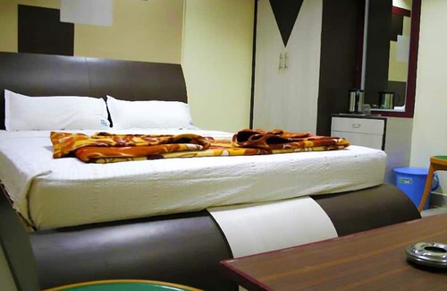 Thanjavur Casa | Pleasant Room Stay near Thanjavur Junction