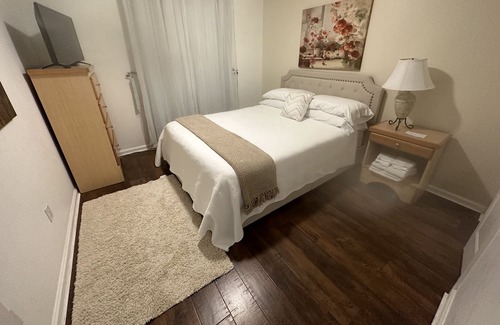 Crescent Lakes Casa | Mucha privacidad en un lago a 20 minutos de Disney con piscina privada y spa.