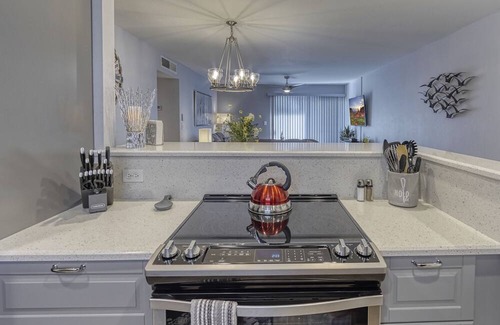 South Scottsdale Condominio | Impresionante 2Bd / 2Ba Old Town Condo cómodamente Capacidad para 6