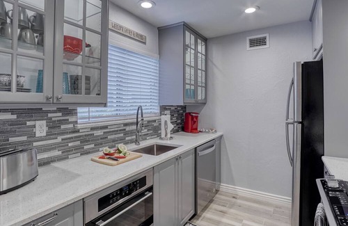 South Scottsdale Condominio | Impresionante 2Bd / 2Ba Old Town Condo cómodamente Capacidad para 6