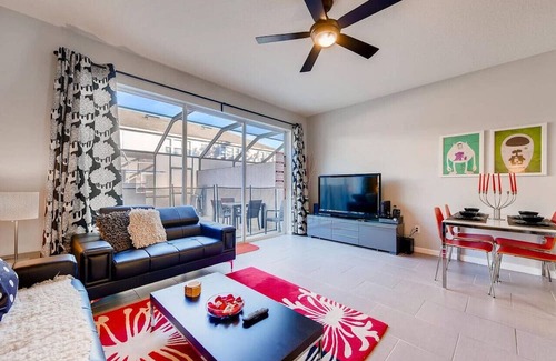 Windsor Palms Casa | ¡NUEVO LISTADO! Casa RENOVADA con piscina con habitaciones temáticas A los niños les ENCANTARÁ 3 millas2 Disney