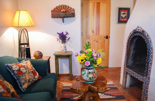 Taos Casa | La Posada de Taos Casita, a 2 cuadras de Plaza, Wifi, patio privado y tranquilo