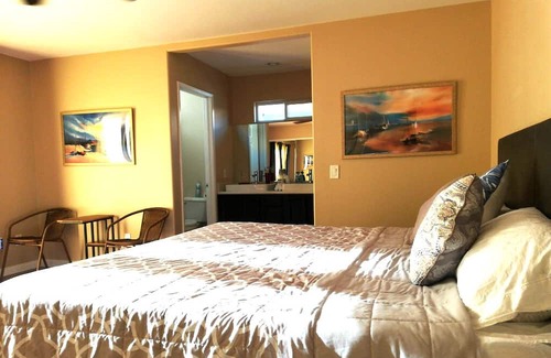La Quinta Cove Casa | 3BR Salt Water Pool, Spa and Mountain View in La Quinta Cove, CA Desert!