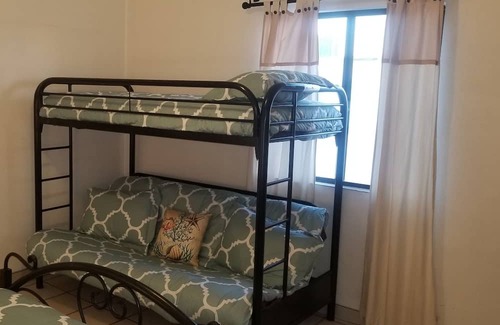 Puerto Peñasco Casa | 10 bdrm 5 kitchen Rent 6 bdrm Main House @ base price or add more casitas
