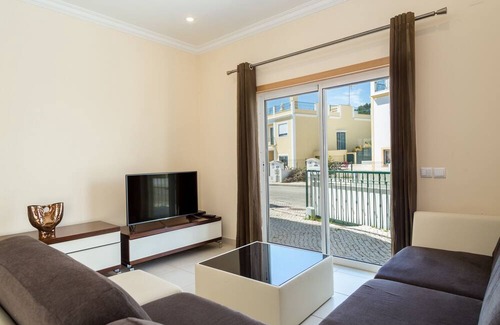 Alvor Casa | Villa with 4 bedrooms, free Wi-Fi, 800 meters from the beach, terrace with sea view