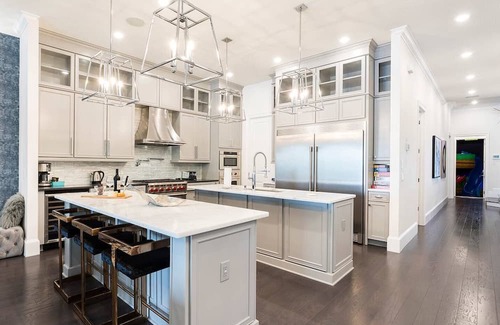Reunion Casa | Modern Villa with Stunning Themes at Reunion