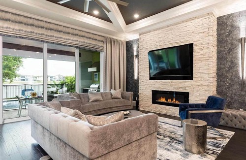 Reunion Casa | Modern Villa with Stunning Themes at Reunion