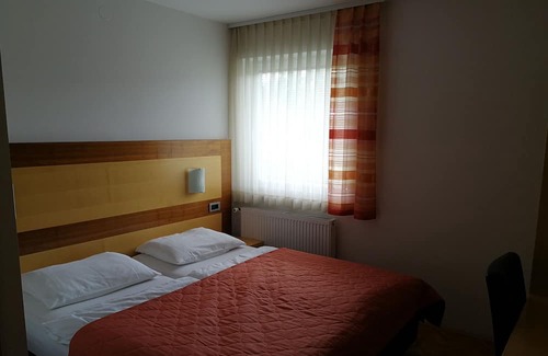 Bled Apartamento | The Apartments Kristan are located in Bled, at the edge of the lovely meadow fro