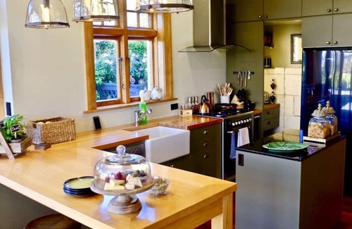 Oamaru Casa | Exquisite Luxury Property with Stunning Views