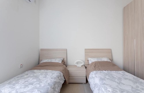 Zejtun Apartamento | Fully Air-Conditioned 2 Bedroom, 2nd Floor Apartment.