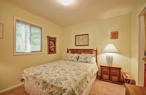 Bethany Beach Cabaña | Acogedora casa de playa de 3 dormitorios y 2 baños con entorno privado