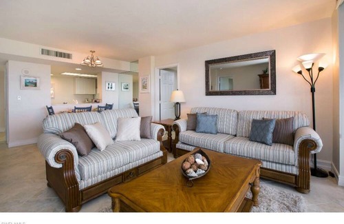 Vanderbilt Beach Condominio | WATER, WATER, EVERYWHERE! Spectacular Views From Every Room, 10th Floor Condo!