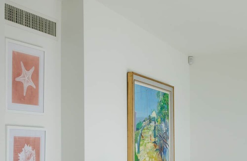 French Riviera Casa | Monaco Bay View villa with pool, sea views, secure parking for 3 cars, elevator.