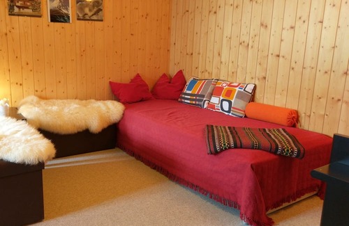 Bivio Casa | Detached house on the river within walking distance of the village and ski lifts