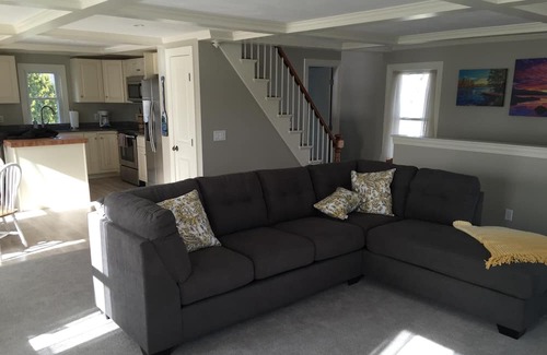 Meredith Apartamento | Meredith Bay - Brand New 2nd and 3rd floor Apartment in Private Home