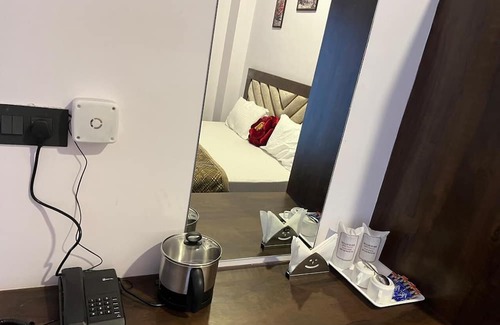 Bulandshahr Hotel | Hotel Green India Residency
