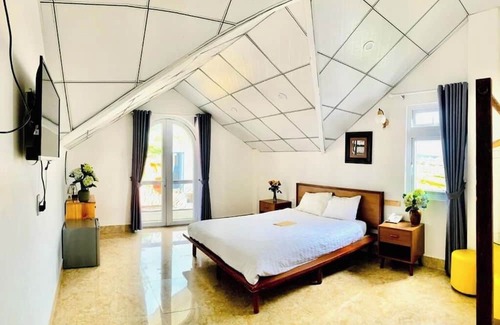 Phuong Hotel | Hung Nguyen Valley Da Lat