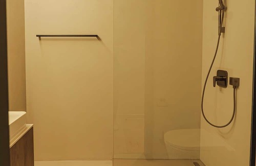 Obergiesing Hotel | Conlon House Lower East Side
