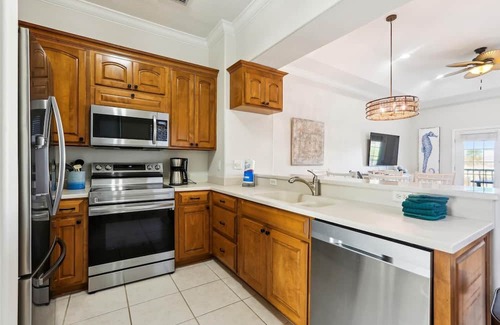 Butler Beach Casa | Beachside Bliss: 3BR Coastal Condo w/Pools & Patio in St. Augustine