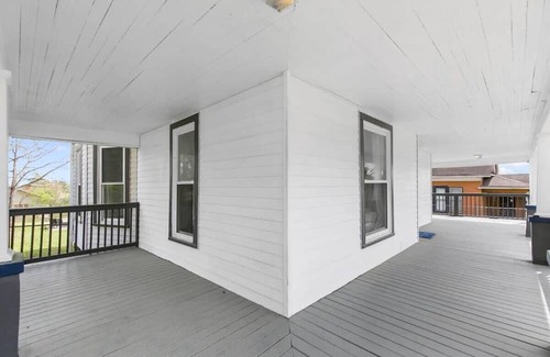 Birmingham Casa | Avenue South Serene