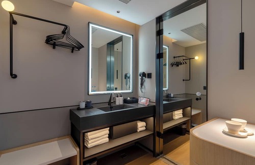 Liwan Hotel | CYBO Station SSAW Shangpin Hotel