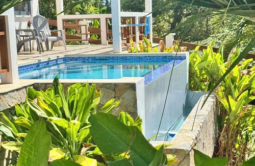 Jonesville Apartamento | Roatan Infinity Pool & Ocean View
