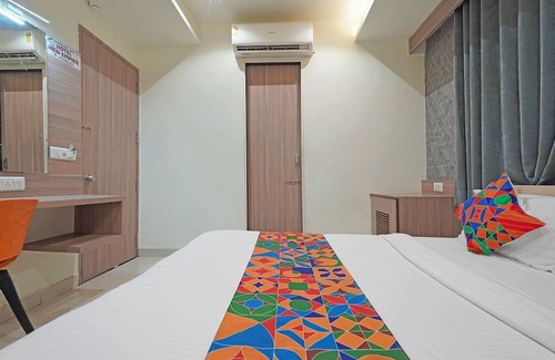 Ahmedabad Hotel | Fabhotel New Empire