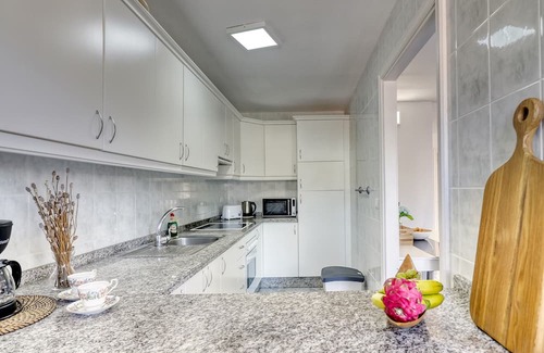 Los Cristianos Apartamento | Two-floor Penthouse w Complex Pool Outdoor Terrace