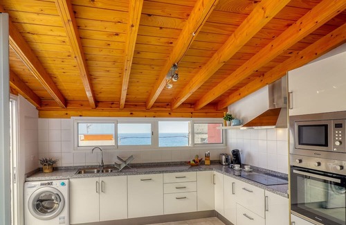 Garachico Casa | Spacious Terrace House w Ocean View 100m to the Beach
