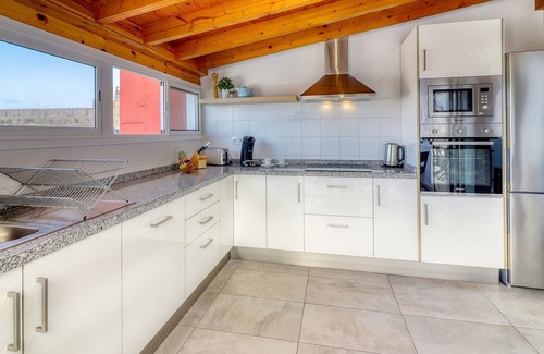 Garachico Casa | Spacious Terrace House w Ocean View 100m to the Beach