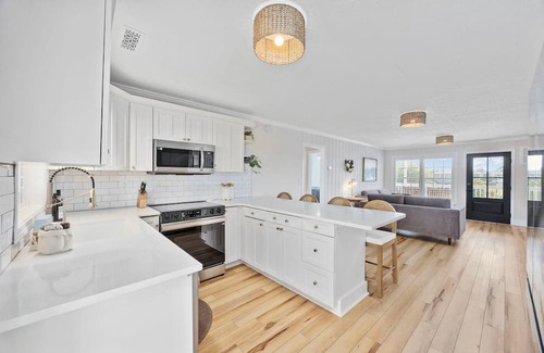 Cherry Grove Beach Casa | Magnolia House in North Myrtle Beach