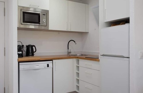 Calella de Palafrugell Apartamento | Apartament amb Piscina i Parquing Baixos amb Jard