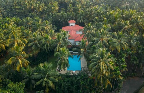 Awas Villa | Villa Varuna by Deshco Holidays