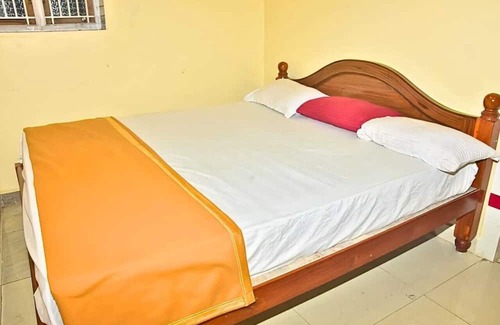 Thirukadaiyur Hotel | JR RESIDENCY