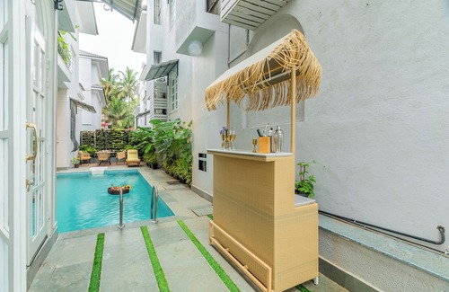 Gauravaddo Villa | ELIVAAS Esh Birch