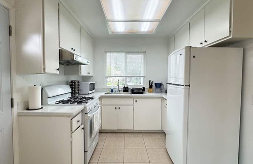 Northside Casa | Comfortable 4BR Heart Downtown SJ Central AC Sjsu