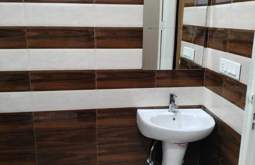 Greater Noida Hotel | The Royal Harmony