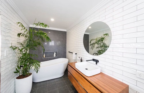 Harrington Hotel | The Happy Pelican Harrington Hotel