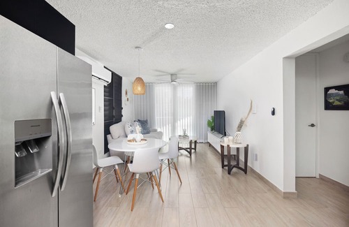 Eleanor Roosevelt Apartamento | Private Balcony Welcomes Pets On-site Parking