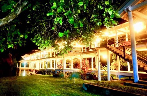 Gibson Bight Villa | The Dock Resort