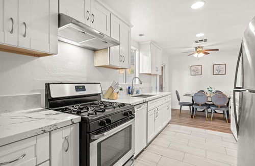 Charter Oak Casa | 734 Glendora in Glendora