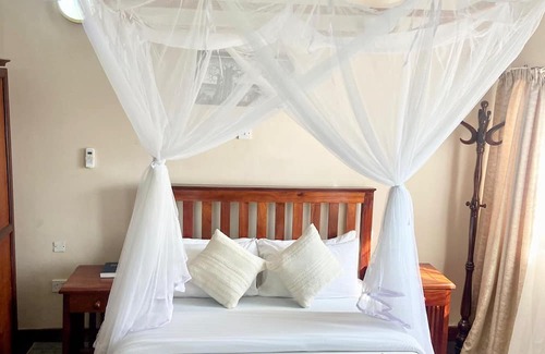 Mzuzu Hotel | Ilala Crest Lodge
