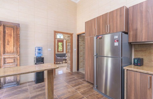 Duhur ash Shuwayr Apartamento | Beit Salima 3BR House with Pool