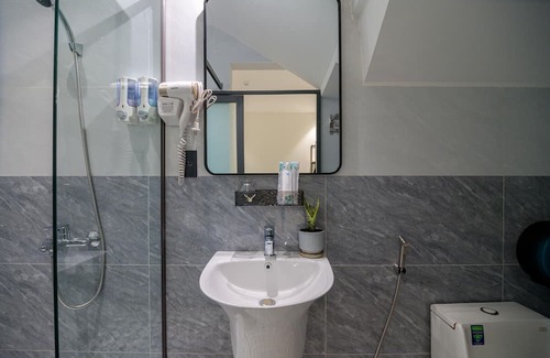 Nha Be Hotel | Bin Bin Hotel 17 - Near GS Metro City