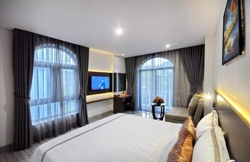 Nha Trang Hotel | Crown Nguyen Hoang Hotel