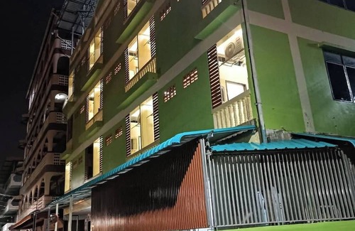 Khlong Nung Apartamento | Natcha Place Klongluang 35
