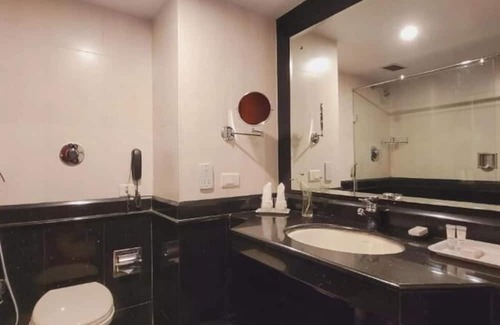 Thrissur Hotel | ASHOKA INN