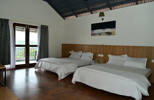 Kudrasthe Cama Y Desayuno | Hillock Vista by Triptastic Holidaze