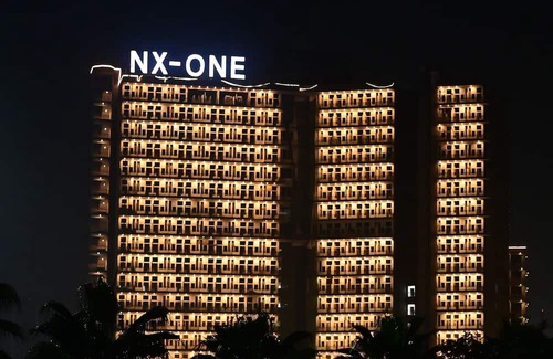 Greater Noida Apartamento | Let'stay- NX-One Noida