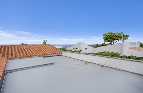 Binisafua Villa | Anana Binisafua Villa With a Pool by the sea